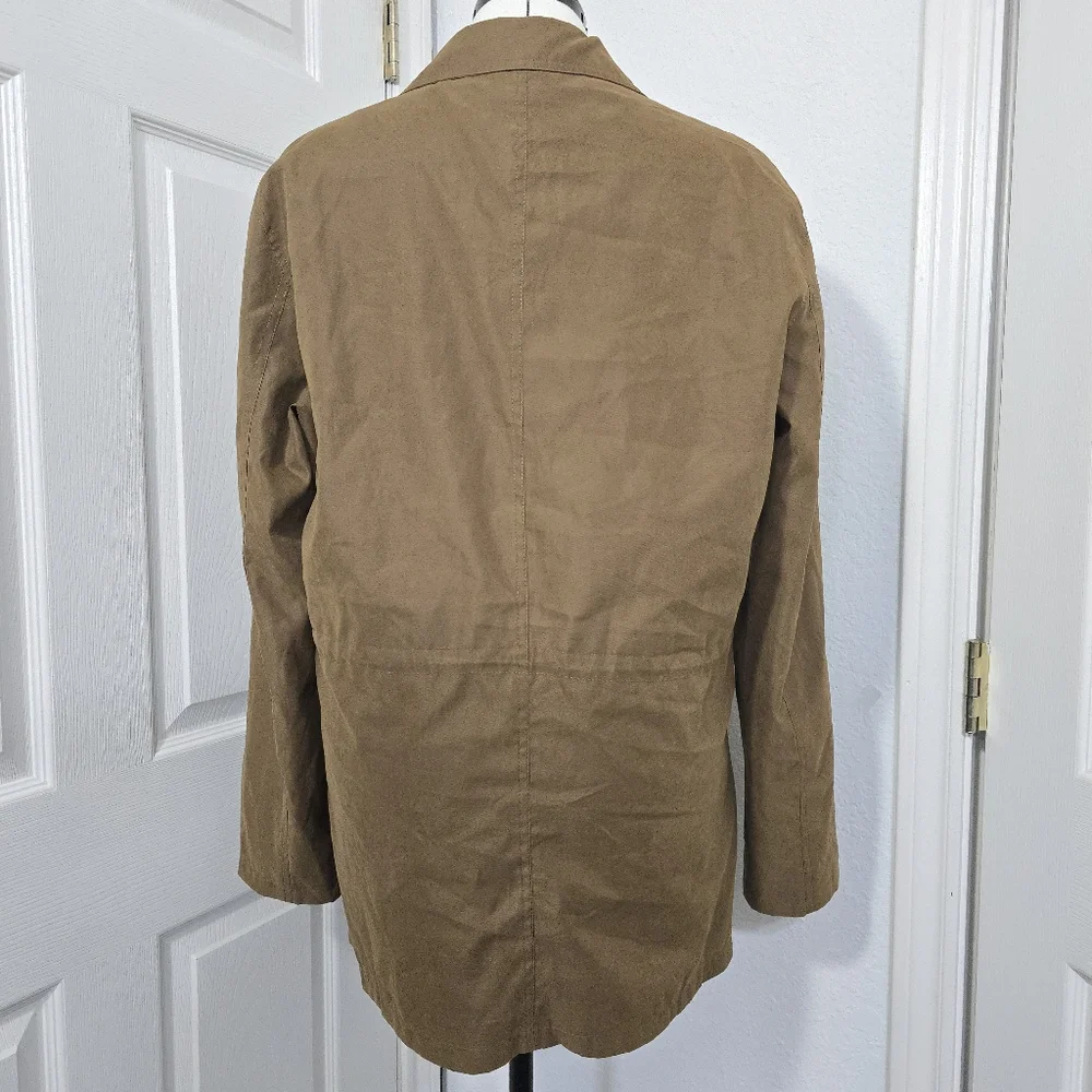 TravelSmith Tan Lightweight Chore Jacket Size Medium Utility Safari Stand Collar